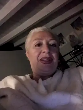 divinaerotica online show from April 7, 6:21 pm