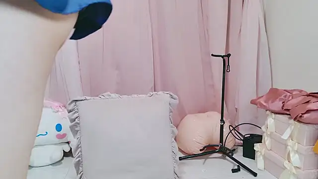 Megu-mimi online show from March 24, 8:41 am