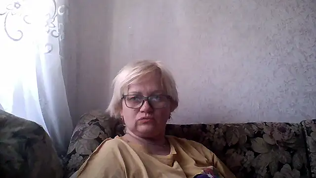 Mayya4321 online show from May 15, 11:35 am
