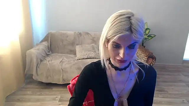 SexyBeatriice online show from March 23, 9:37 am