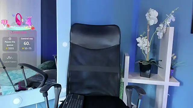 AliDiaz  online show from February 4, 7:28 pm