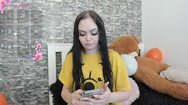 KairraPotts online show from November 5, 9:53 pm