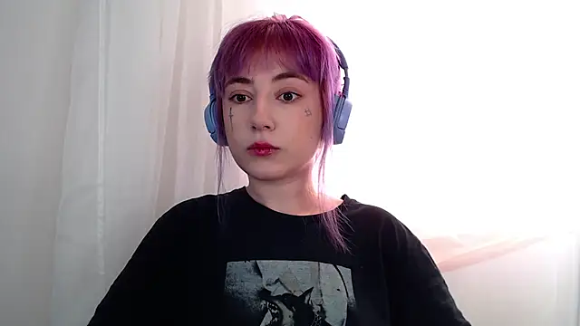 purplewitch online show from February 12, 4:03 am