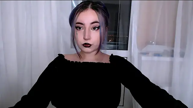 purplewitch online show from November 6, 2:01 pm