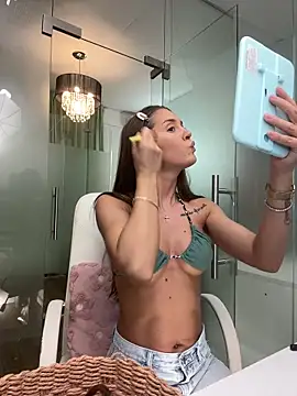 Anya-Ray online show from May 25, 12:15 pm