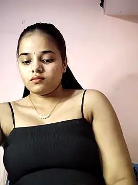 CUTE 09 online show from May 10, 2:19 pm