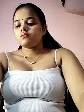 CUTE 09 online show from May 6, 5:55 am