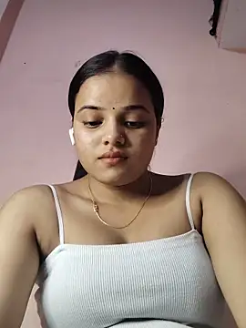 CUTE 09 online show from May 15, 3:26 pm