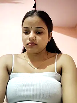 CUTE 09 online show from February 25, 5:39 am