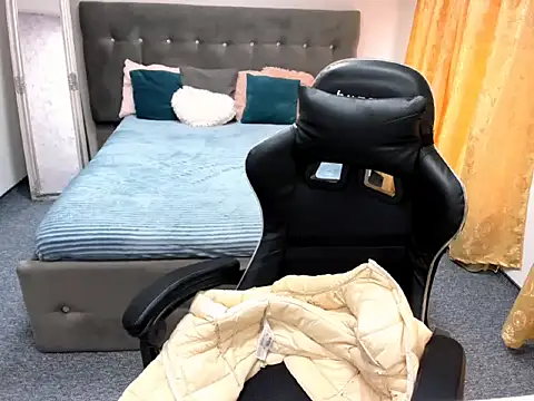 DeepRedPleasure online show from September 26, 7:28 am