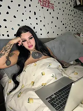 tempzzz12 online show from May 11, 7:32 am