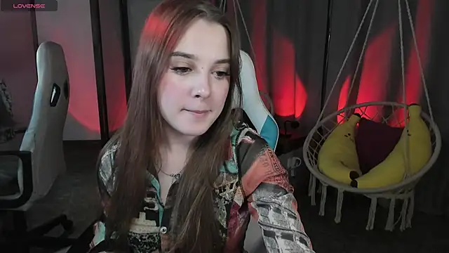 kaisajenner online show from April 5, 9:03 pm