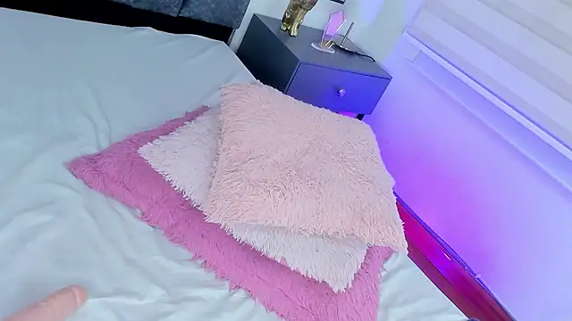 Violetta Ficher online show from February 12, 2:57 am