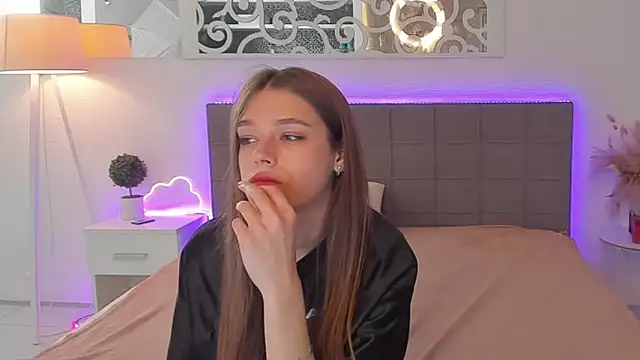 melissacrayzy online show from May 24, 6:23 am