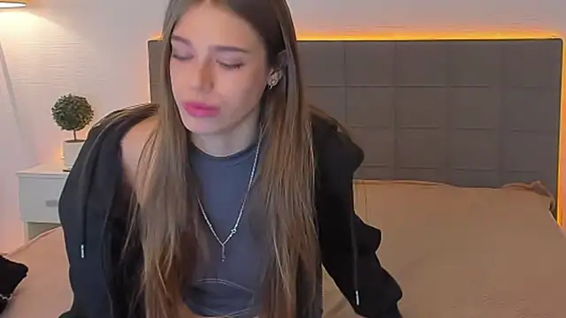 melissacrayzy online show from April 9, 5:43 am