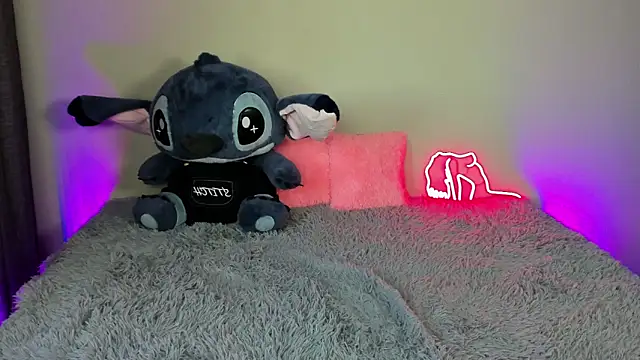 EvaBalmer online show from November 14, 8:14 am