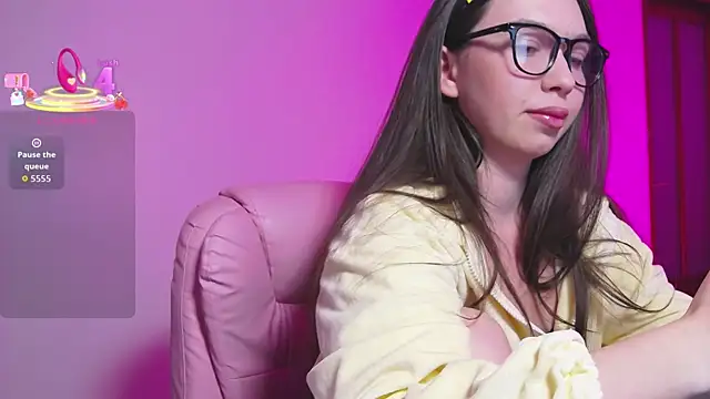 Arianahot777 online show from May 8, 8:32 pm