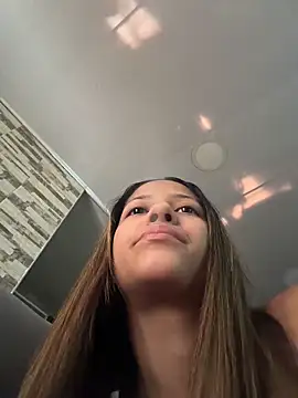 vicky bass online show from November 11, 9:23 pm