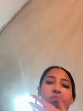 vicky bass online show from October 12, 10:45 pm