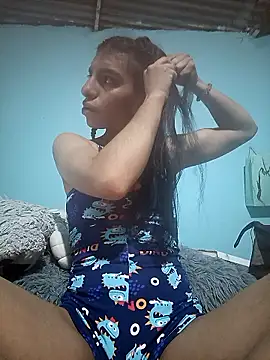 Ariell Kieran online show from May 11, 7:43 am