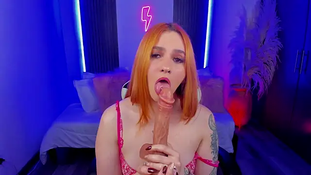 thewhitegoddess online show from November 3, 5:44 am