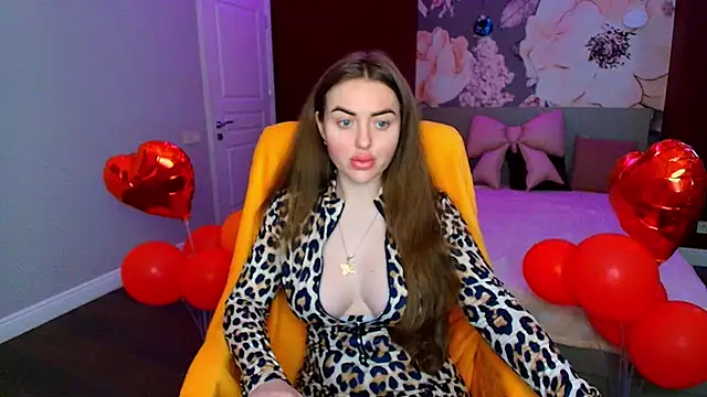MissisCaty online show from May 20, 4:09 am