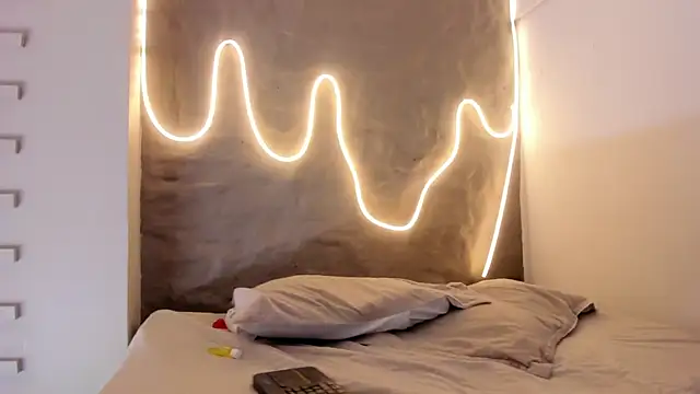 Gretta Diaz online show from April 9, 11:48 am