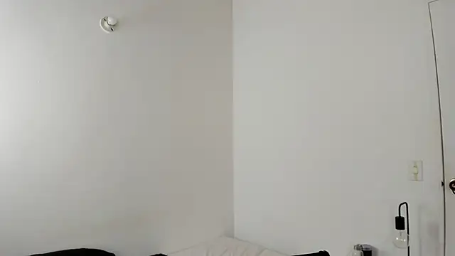 Mazikeen  18 online show from March 11, 1:58 pm