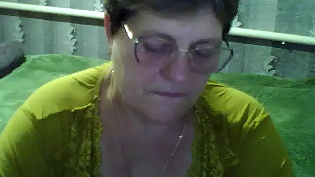 ElzaJewel online show from October 6, 7:29 pm