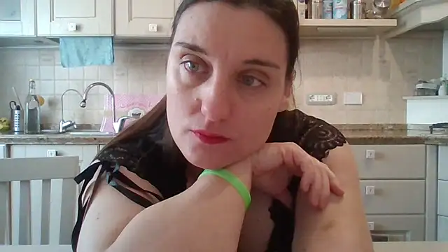 PrincessEileen89 online show from April 1, 1:52 pm