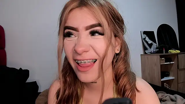 akirahattori online show from March 6, 2:39 am