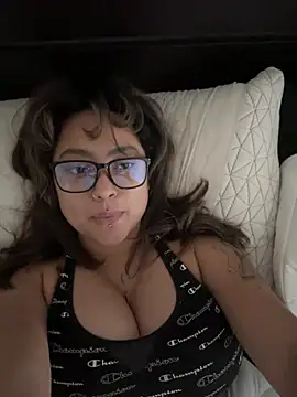 babygirl ak online show from January 14, 7:19 pm