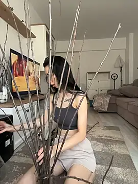 Celine Roxelle online show from May 19, 10:55 am