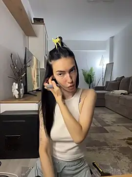 Celine Roxelle online show from May 22, 1:31 pm