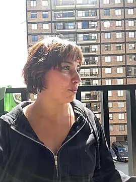 Maggie Geller online show from May 26, 6:40 pm