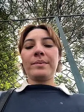 Maggie Geller online show from December 19, 7:17 pm