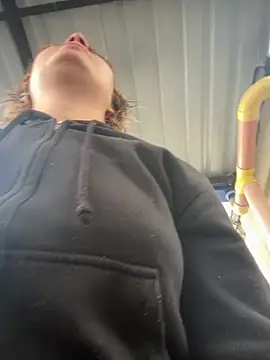 Maggie Geller online show from April 4, 7:02 pm