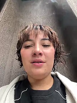 Maggie Geller online show from May 25, 5:45 pm