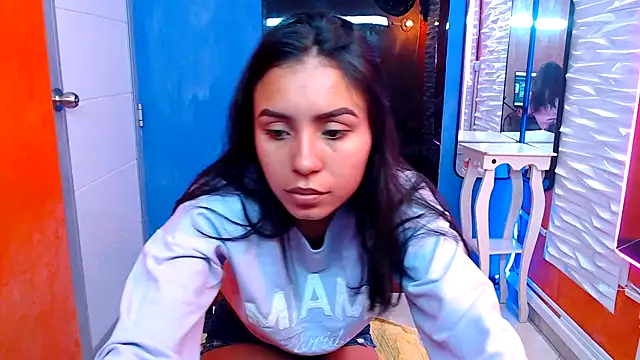 julieta fn online show from October 8, 1:48 pm