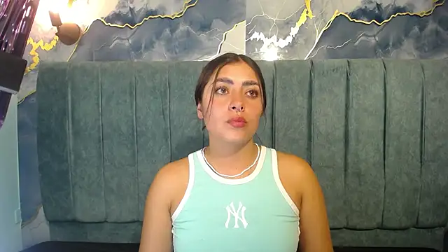 Snapshot of Emmaa_dia chatting on October 22, 2:38 am Emmaa dia online show from October 22, 2:38 am