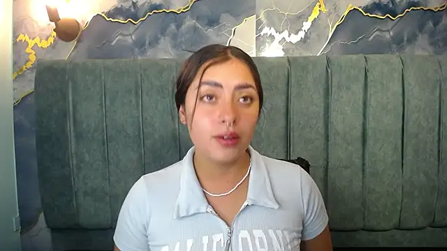 Snapshot of Emmaa_dia chatting on October 23, 2:56 pm Emmaa dia online show from October 23, 2:56 pm