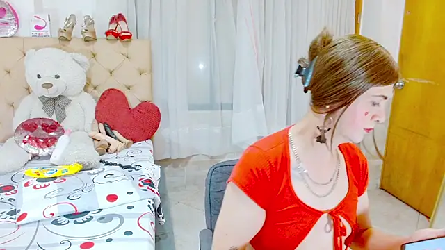 Dolldirtyxxx online show from May 22, 5:38 am
