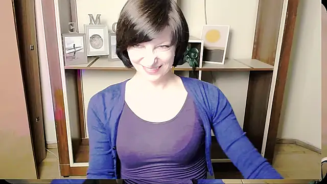  AngeliaFlow  online show from May 24, 7:29 am