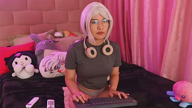 NataliaNovak online show from September 25, 9:56 pm