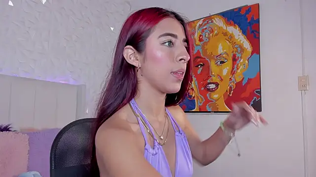 Mirandaa Rogers online show from November 17, 7:14 pm