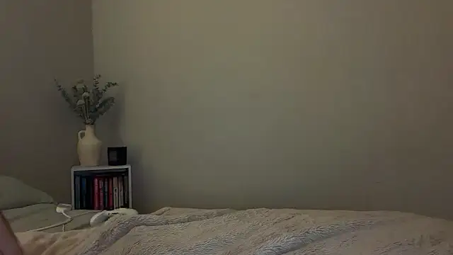 skyejde online show from January 7, 4:32 pm