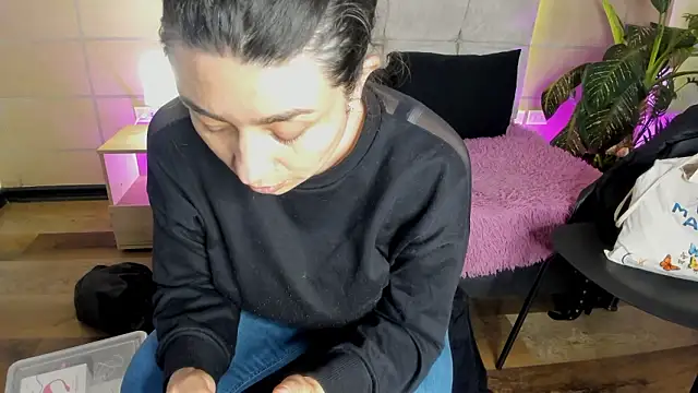  michonne  online show from March 12, 3:20 am