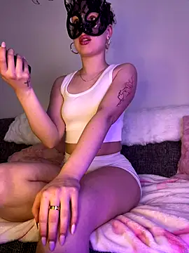 Snapshot of Daria-maus24 chatting on September 22, 12:36 pm Daria-maus24 online show from September 22, 12:36 pm