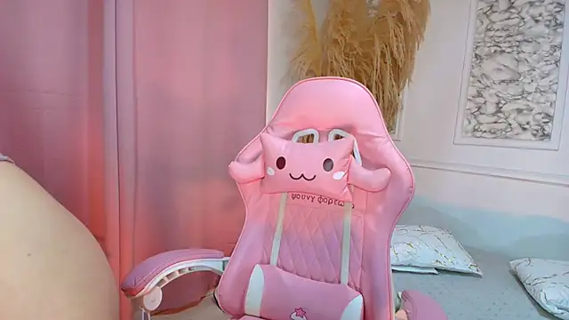 Danella houston online show from March 2, 6:03 pm