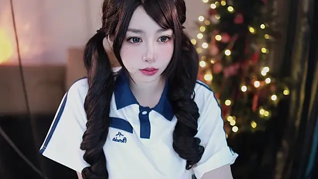 Moonccoi online show from May 15, 10:12 pm